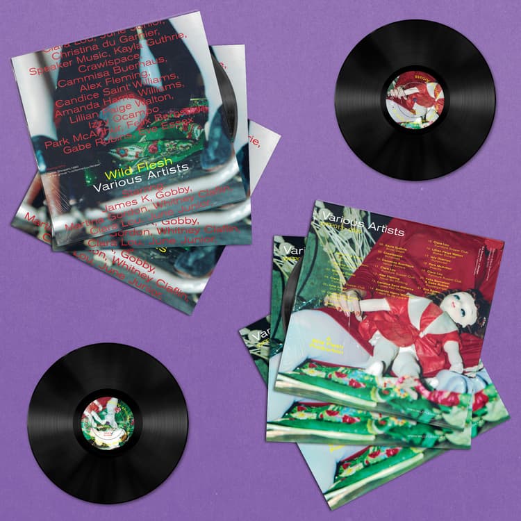 Photography: Tamio Shiraishi. Art Direction + Design: Satomi.